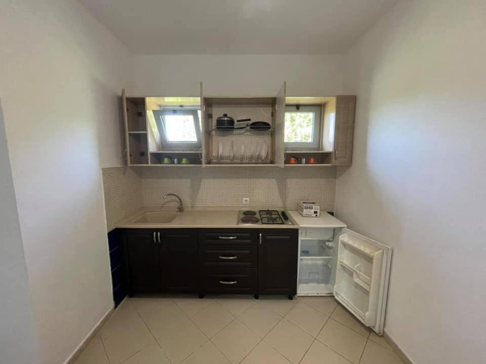 Velipojë Aparthotel Vila Tufi المظهر الخارجي الصورة