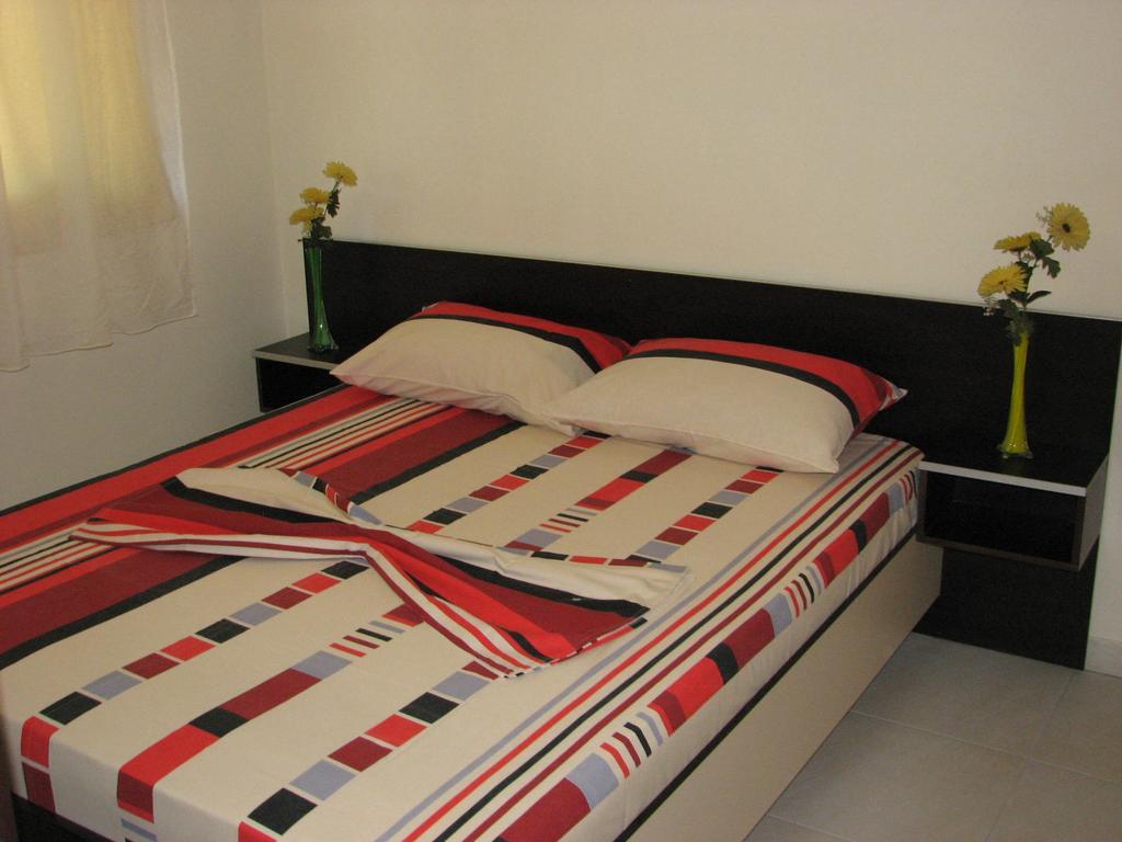 Velipojë Aparthotel Vila Tufi الغرفة الصورة