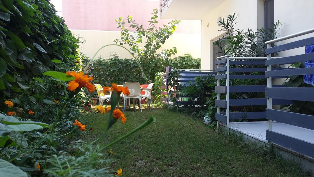 Velipojë Aparthotel Vila Tufi المظهر الخارجي الصورة