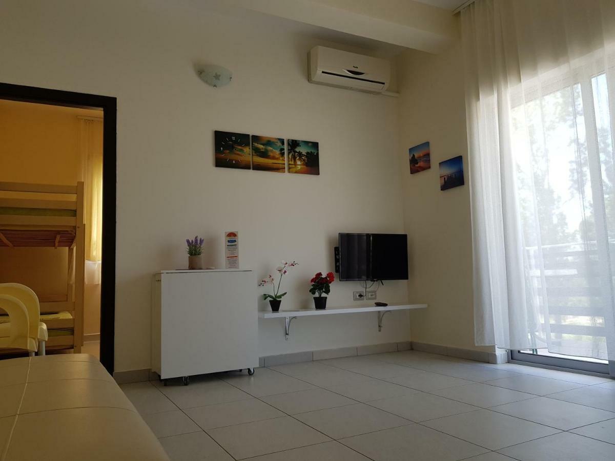 Velipojë Aparthotel Vila Tufi المظهر الخارجي الصورة